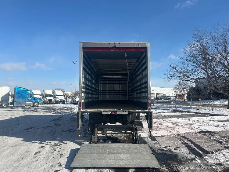 2019 Freightliner M2 106 in Chicago (Melrose Park), IL — photo 9