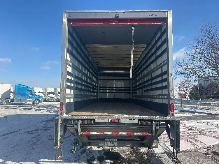2019 Freightliner M2 106 in Chicago (Melrose Park), IL — photo 8