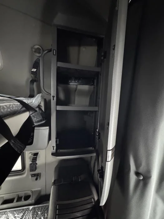 2026 International LT - image 20