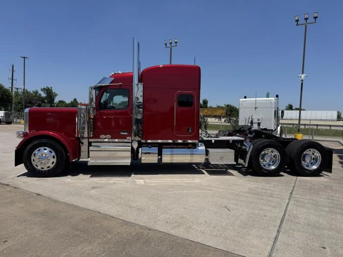 2027 Peterbilt 589 in Houston, TX — photo 5