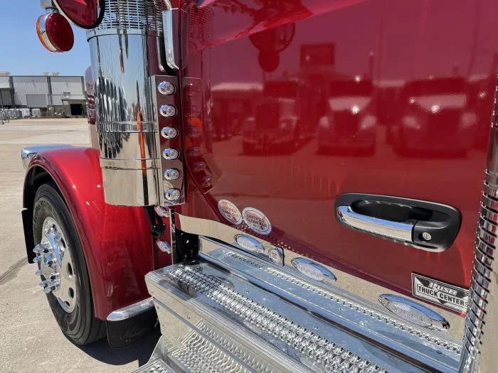 2027 Peterbilt 589 in Houston, TX — photo 12