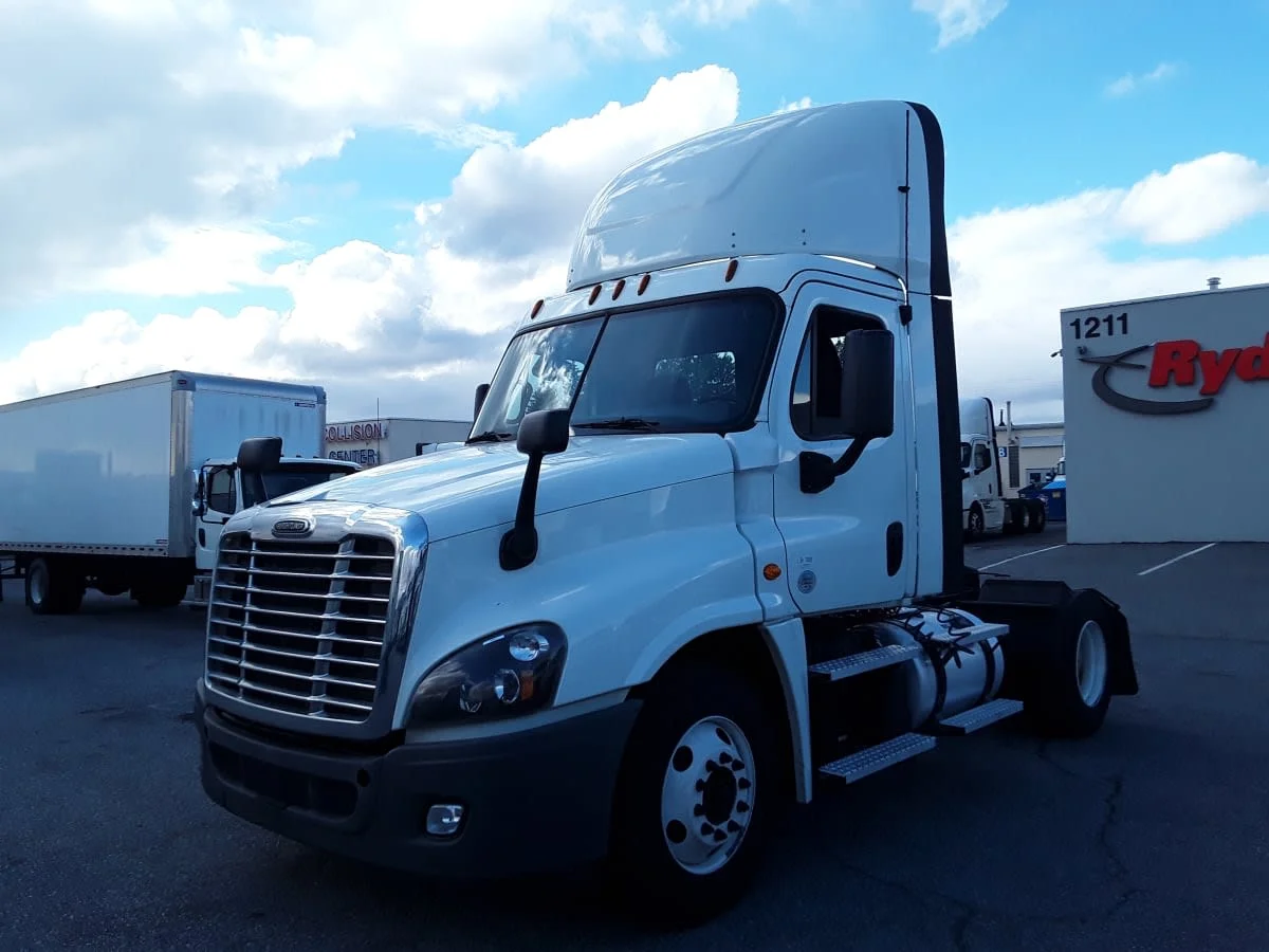 2019 Freightliner Cascadia in Allentown, PA