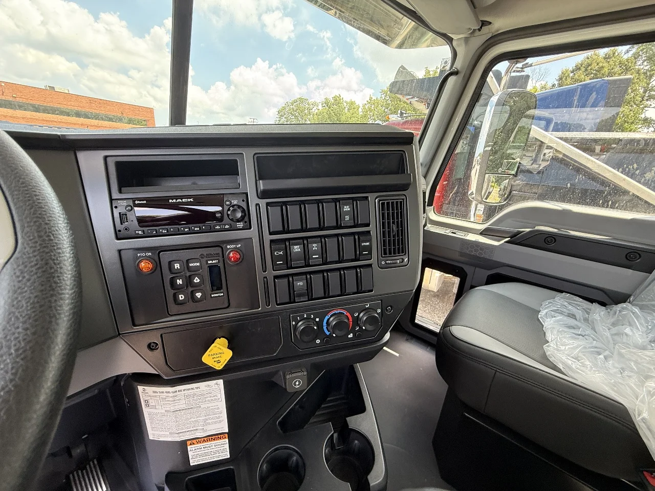 2026 Mack Granite in Chesapeake, VA — photo 13