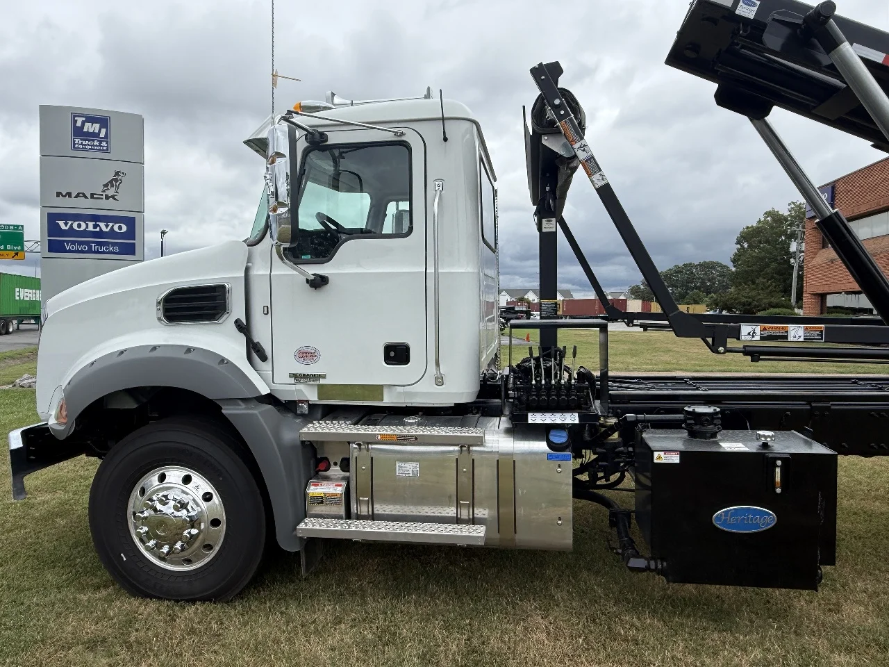 2026 Mack Granite in Chesapeake, VA — photo 18