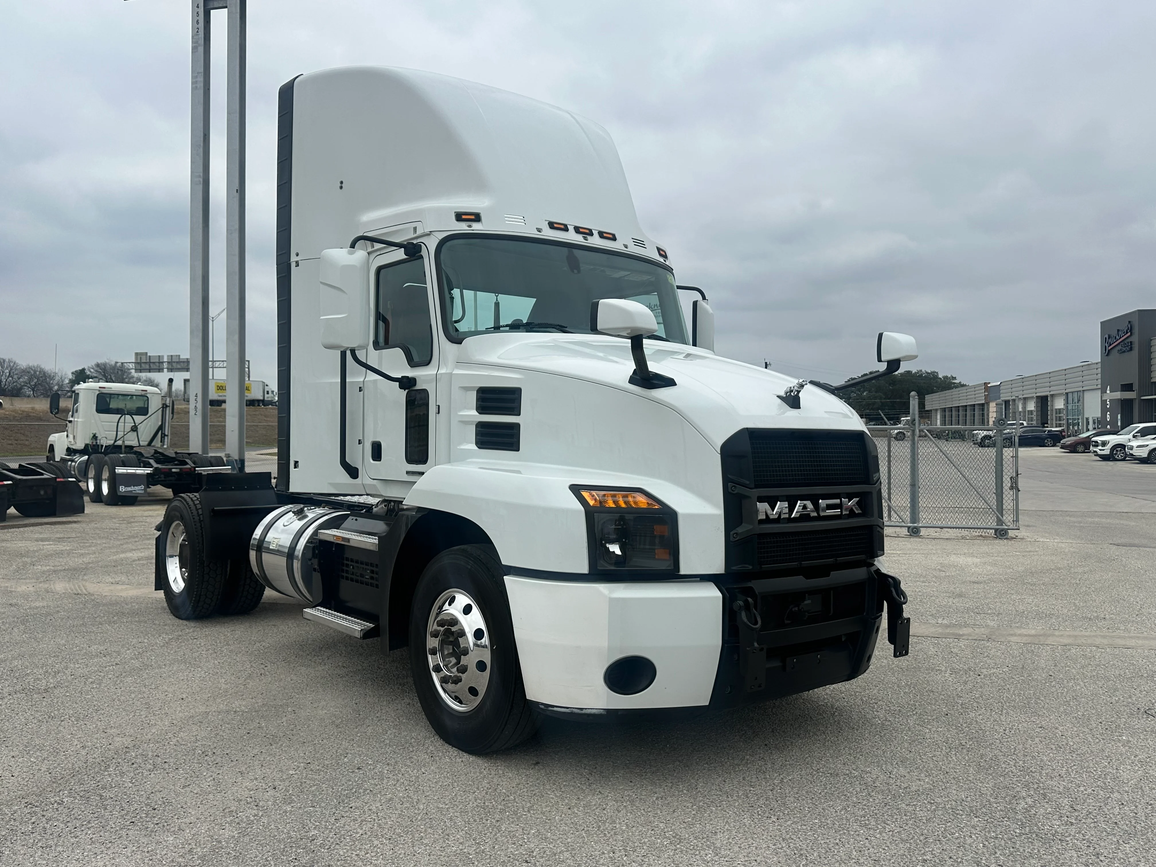 2022 Mack Anthem in San Antonio, TX