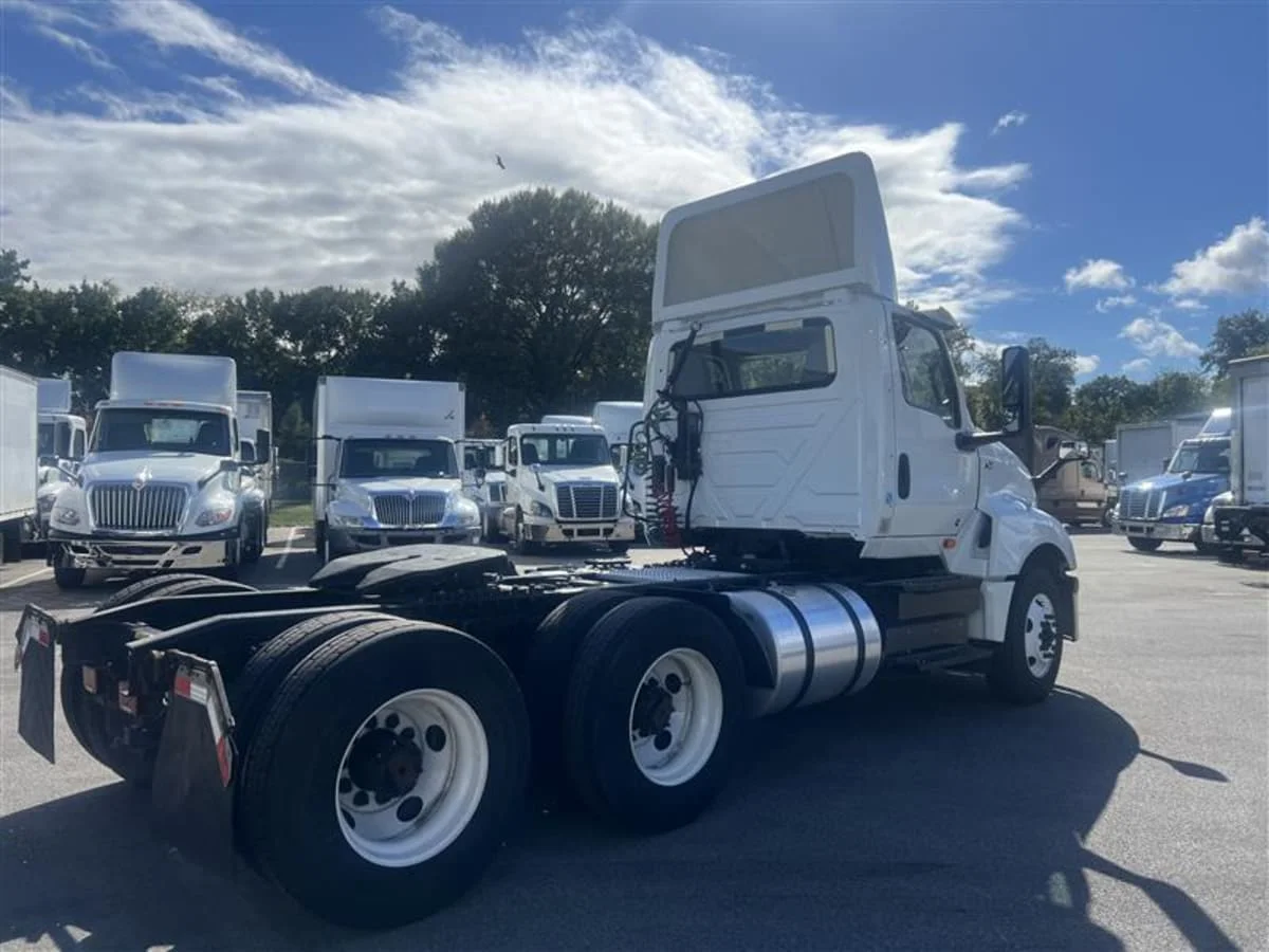 2019 International LT in Beltsville, MD — photo 4