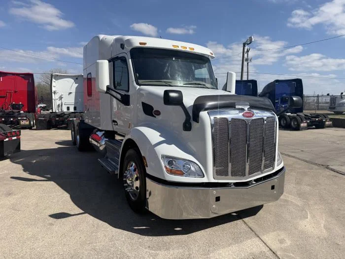 2022 Peterbilt 579 - image 26
