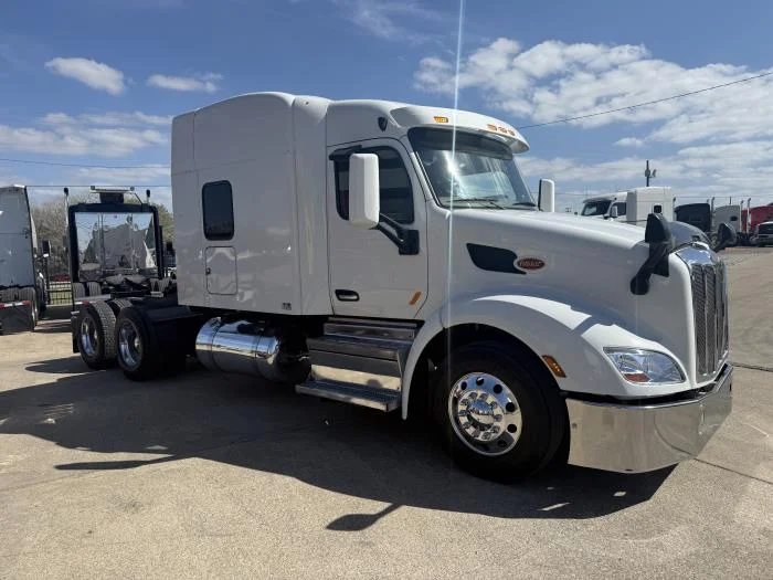 2022 Peterbilt 579 - image 28