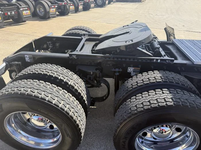 2022 Peterbilt 579 - image 32