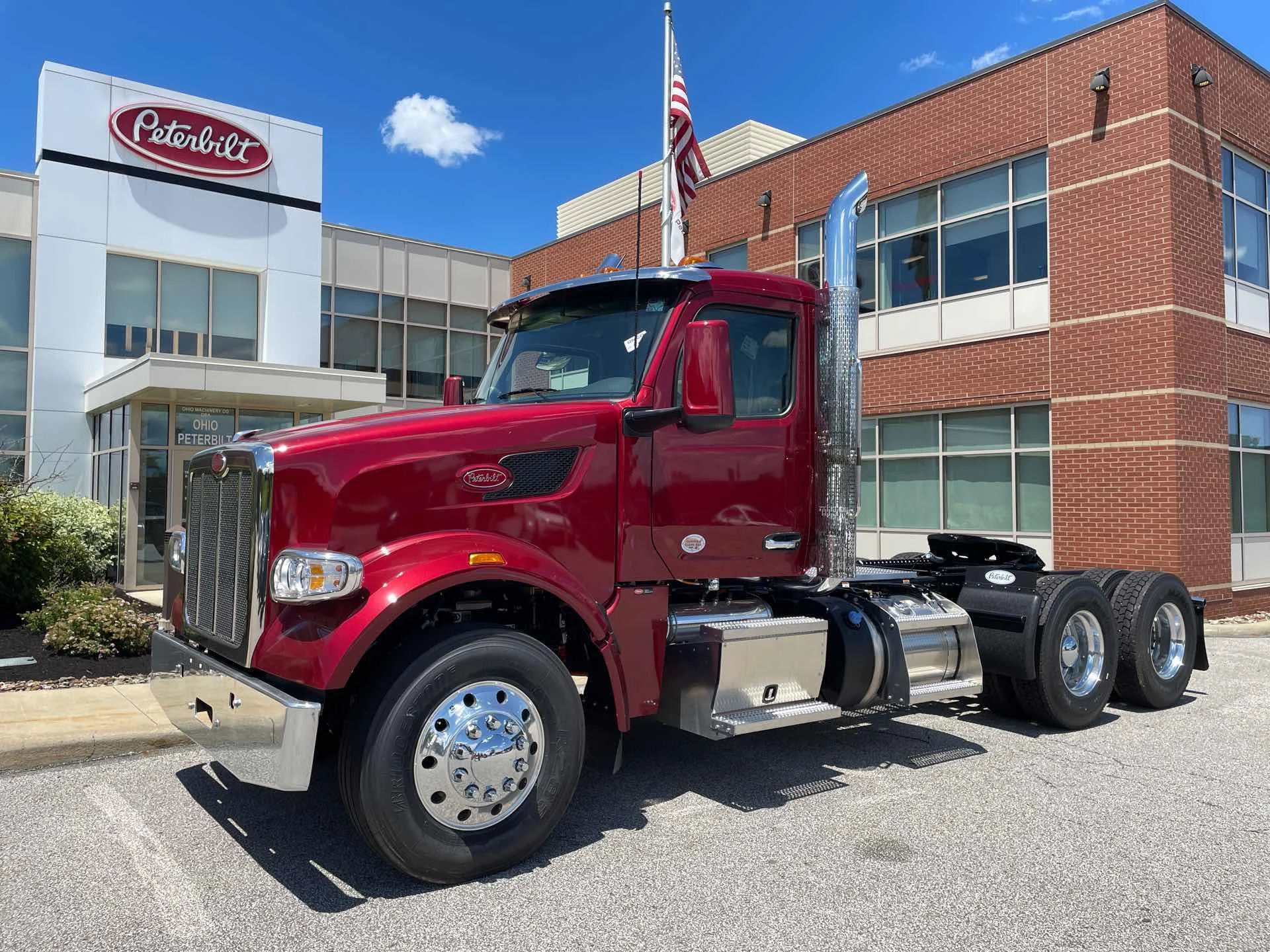 2027 Peterbilt 567