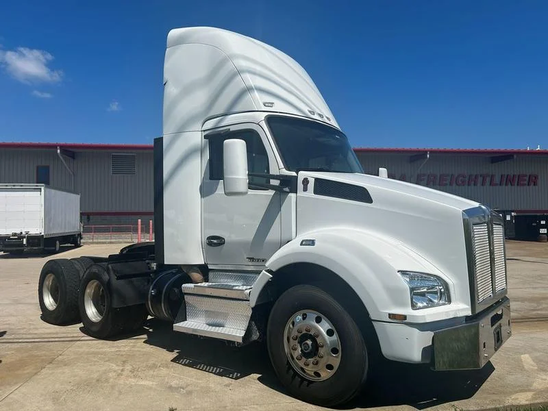 2018 Kenworth T880 in Walton, KY — photo 2