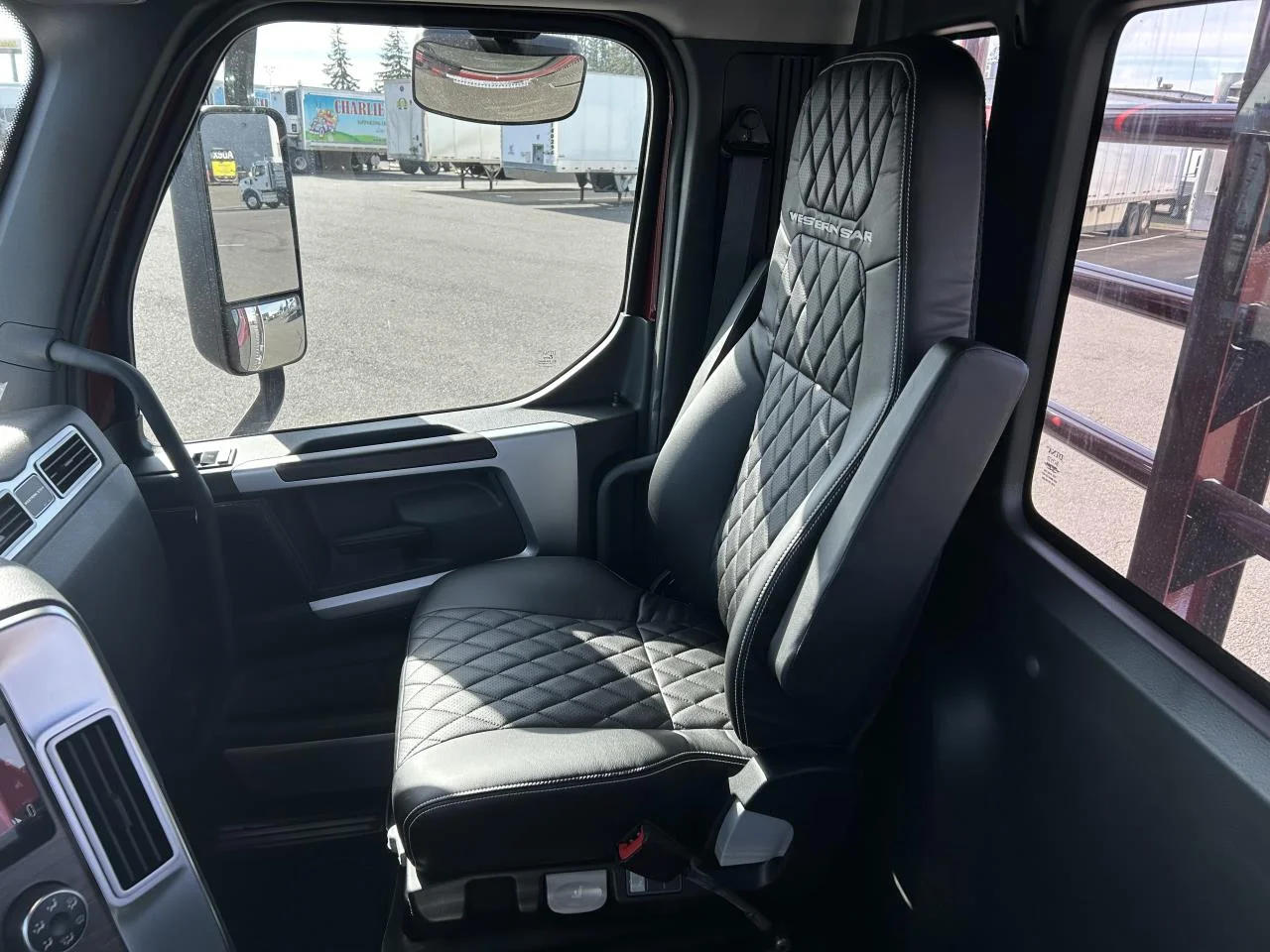 2025 Western Star 49X in Mount Vernon, WA — photo 5