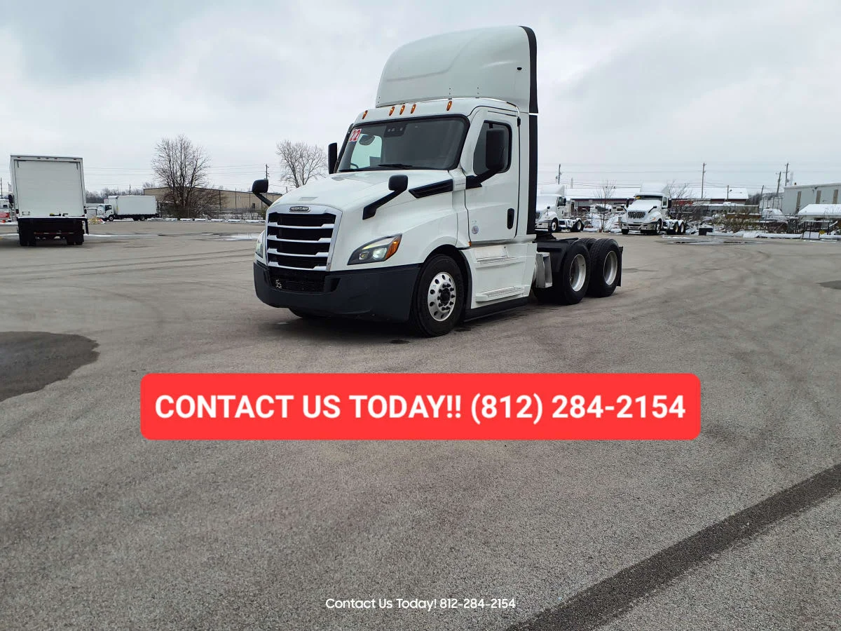 2022 Freightliner Cascadia in Clarksville, IN