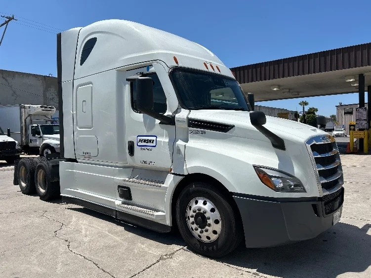 2021 Freightliner Cascadia