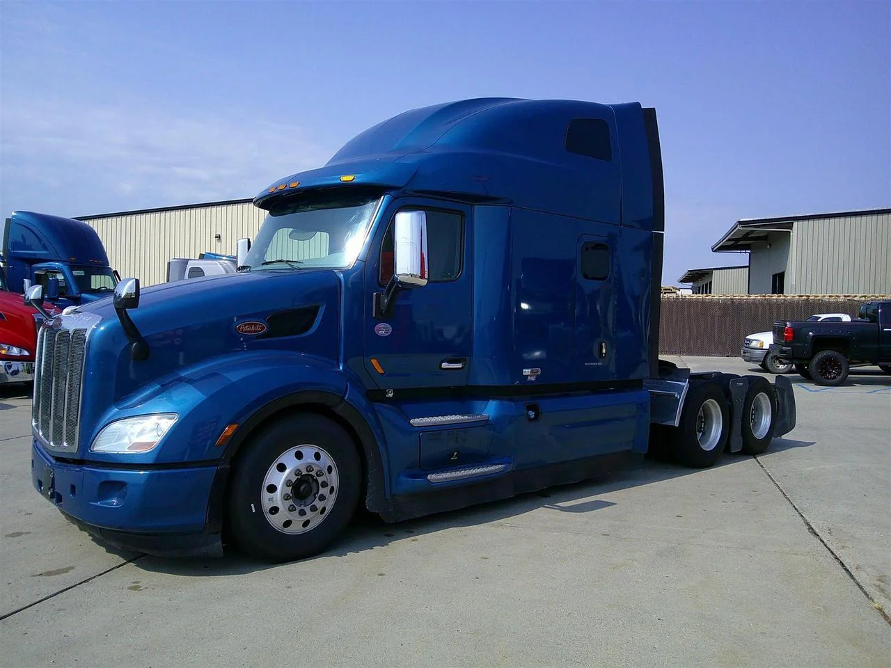 2021 Peterbilt 579 in Fargo, ND — photo 12
