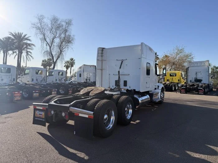 2022 Peterbilt 579 — photo 6