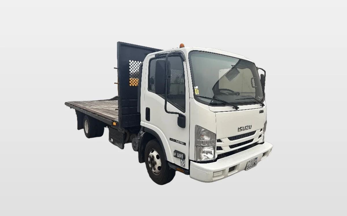 2016 Isuzu NPR - image 1