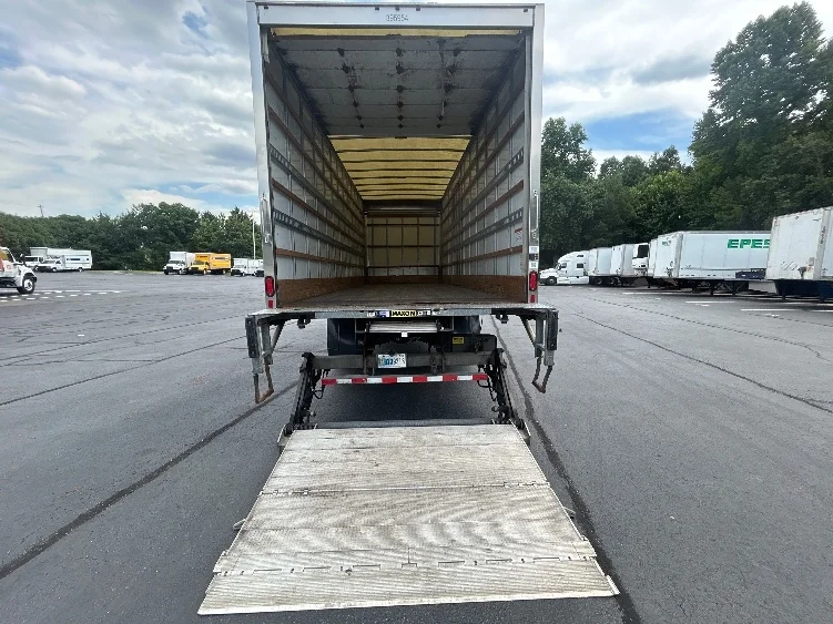 2022 Freightliner eM2 in Forest Park, GA — photo 9