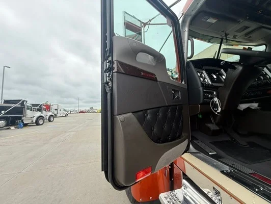 2027 Kenworth W900 in Omaha, NE — photo 17