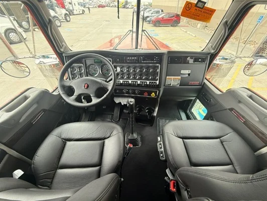 2027 Kenworth W900 in Omaha, NE — photo 3