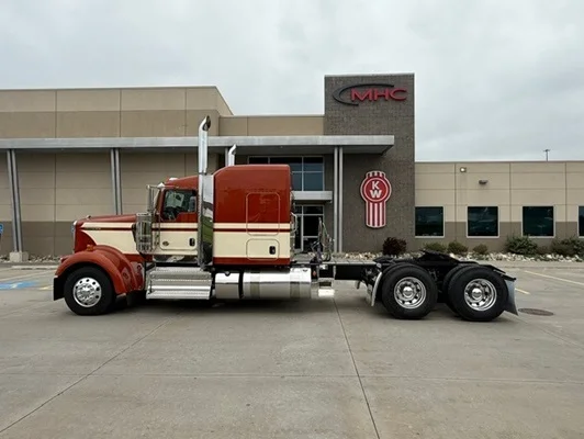 2027 Kenworth W900 in Omaha, NE — photo 7