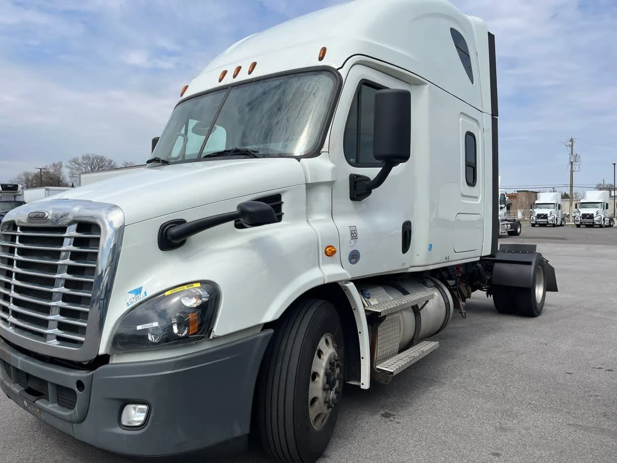 2020 Freightliner Cascadia
