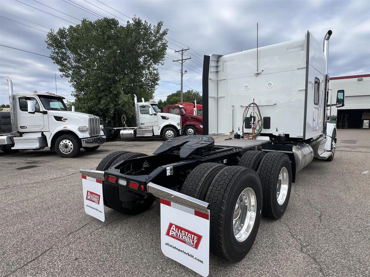 2027 Peterbilt 567 in South St. Paul, MN — photo 6