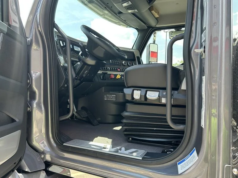 2026 Western Star 49X - image 10