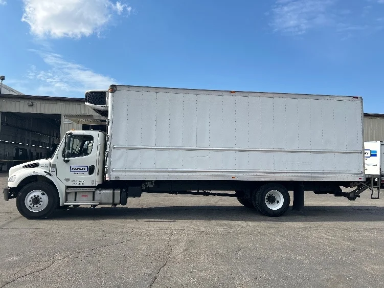 2022 Freightliner M2 106 - image 4
