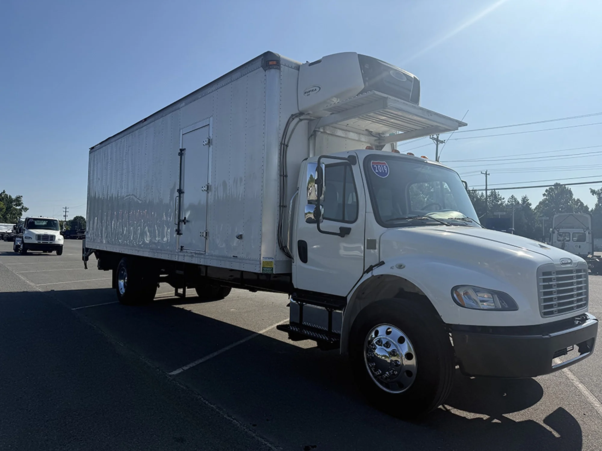 2019 Freightliner eM2 in Chesapeake, VA — photo 2
