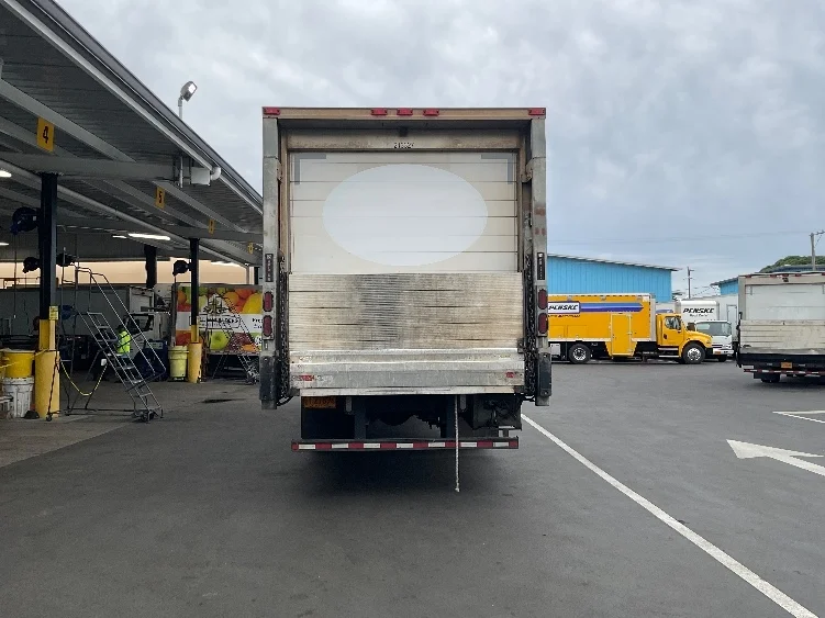 2019 Freightliner M2 106 in Fontana, CA — photo 7