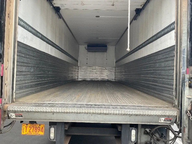 2019 Freightliner M2 106 in Fontana, CA — photo 10