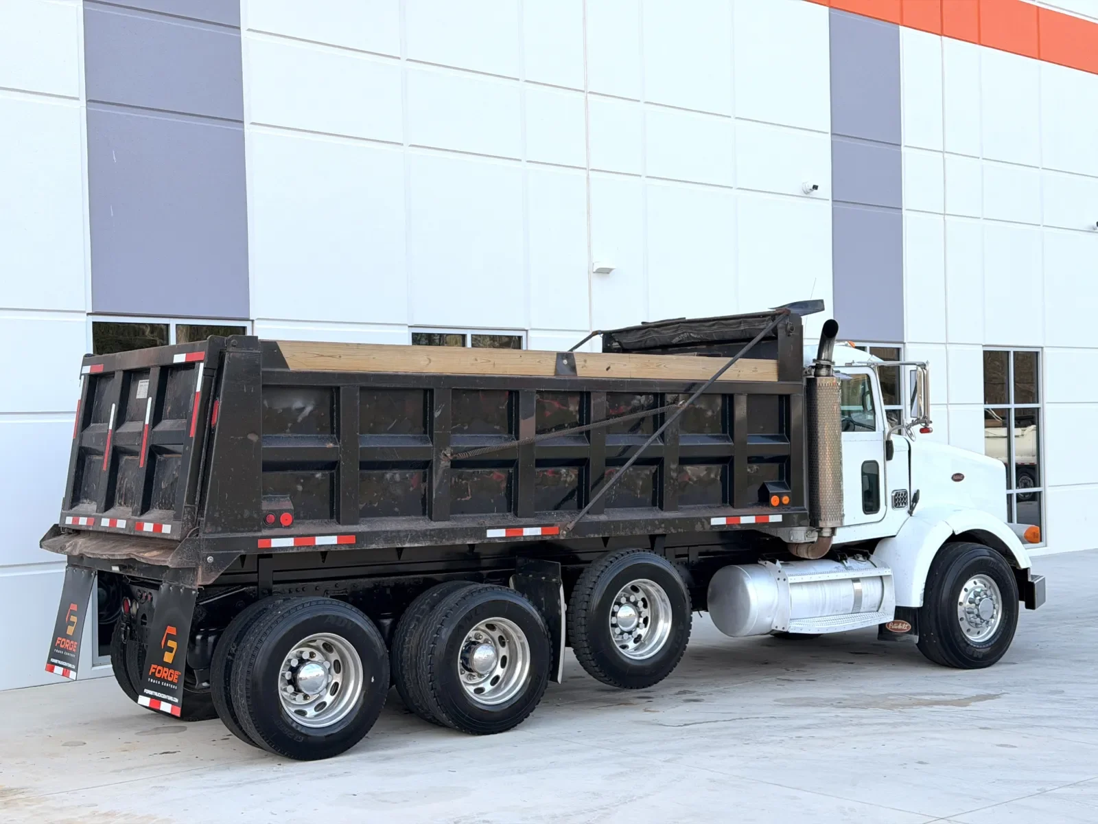 2006 Peterbilt in Greer, SC — photo 6