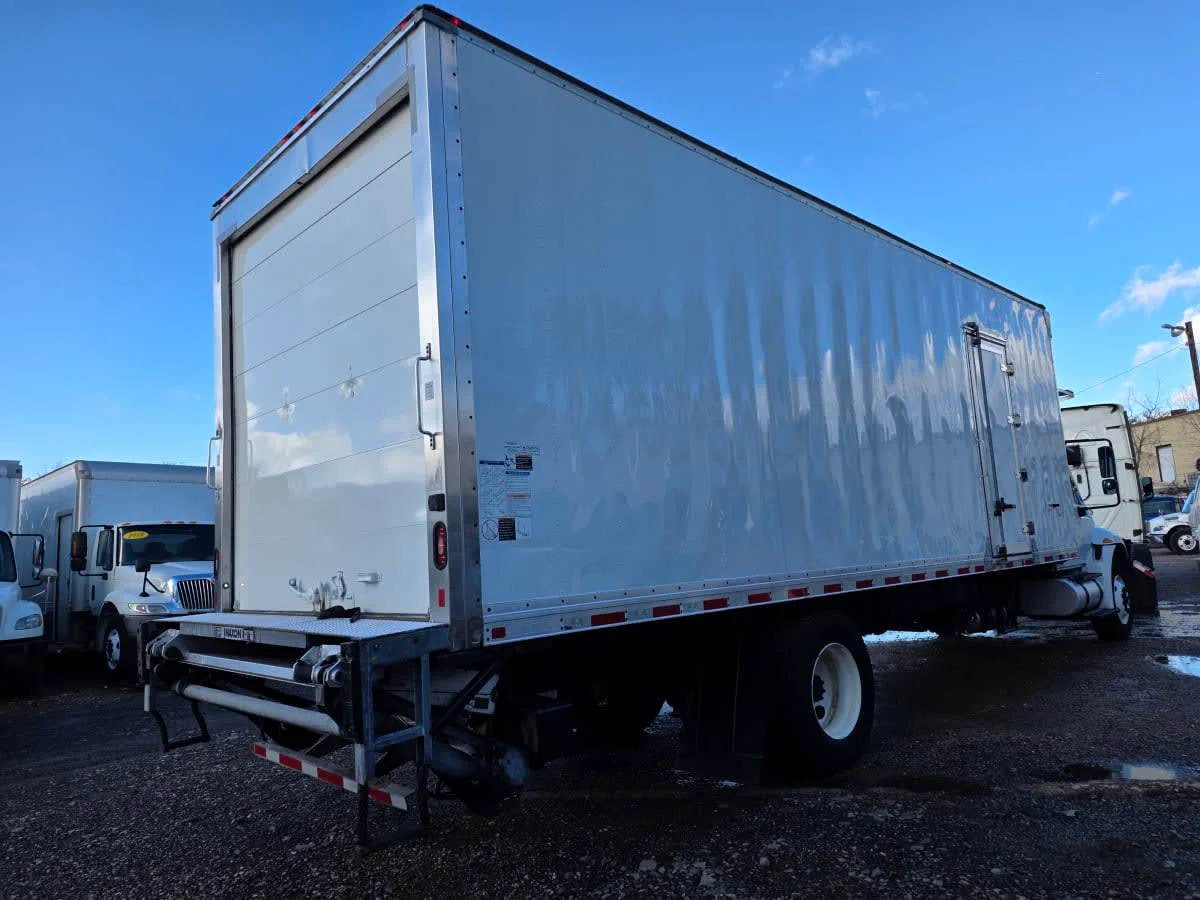 2019 International 4300 in Bensalem, PA — photo 4