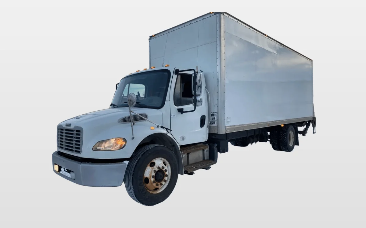 2017 Freightliner M2 106 - image 1
