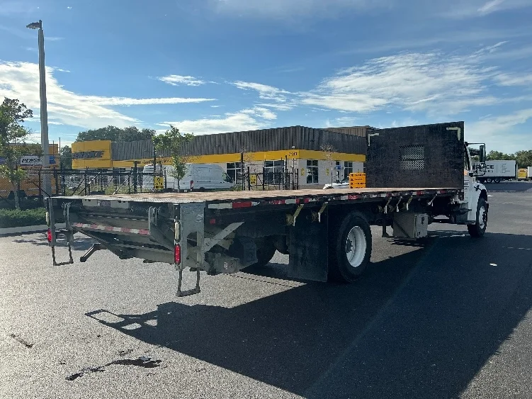 2019 Freightliner M2 106 - image 9