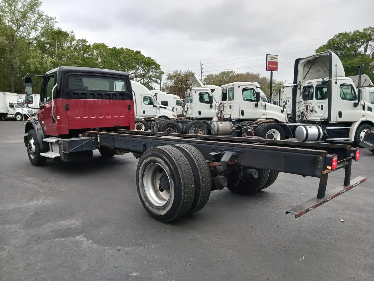 2019 Freightliner M2 106 in Jacksonville, FL — photo 6