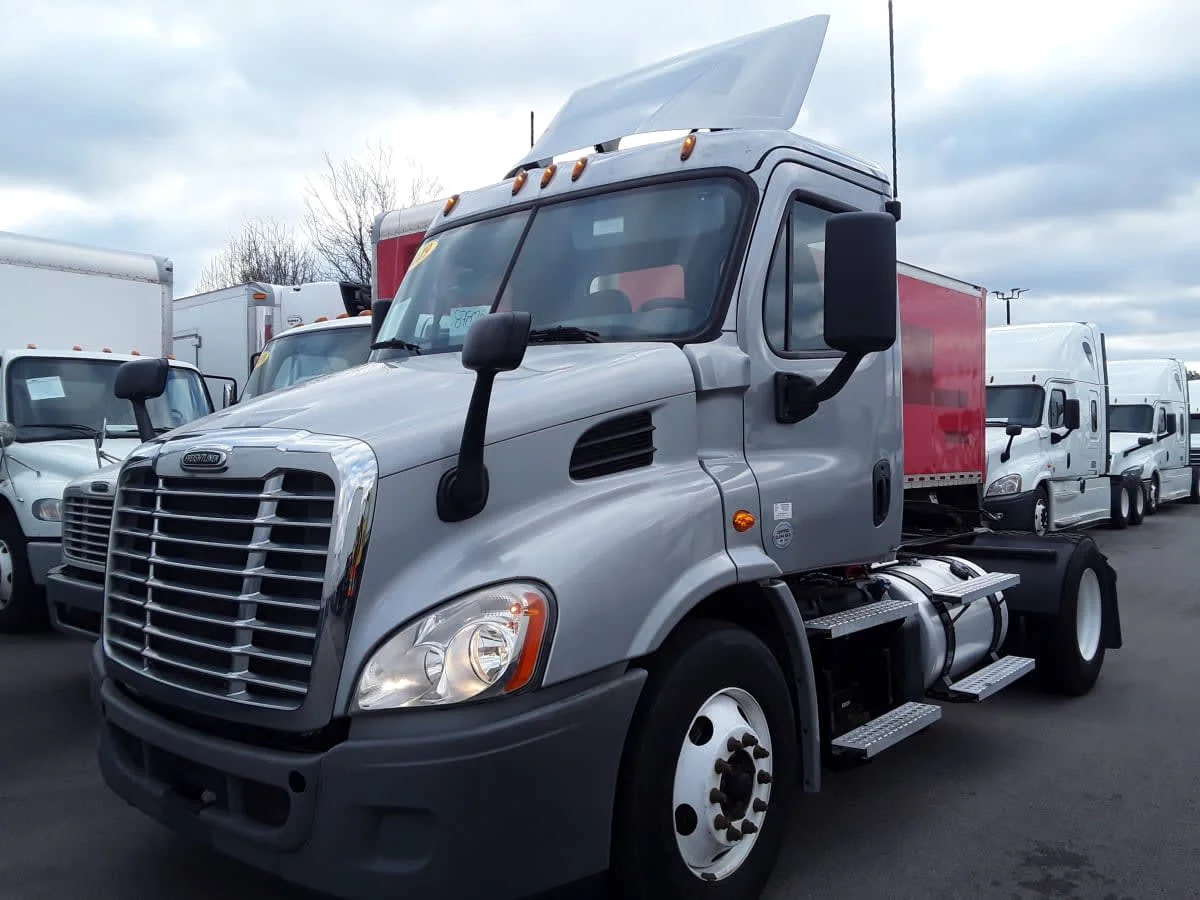 2019 Freightliner Cascadia in Bolingbrook, IL