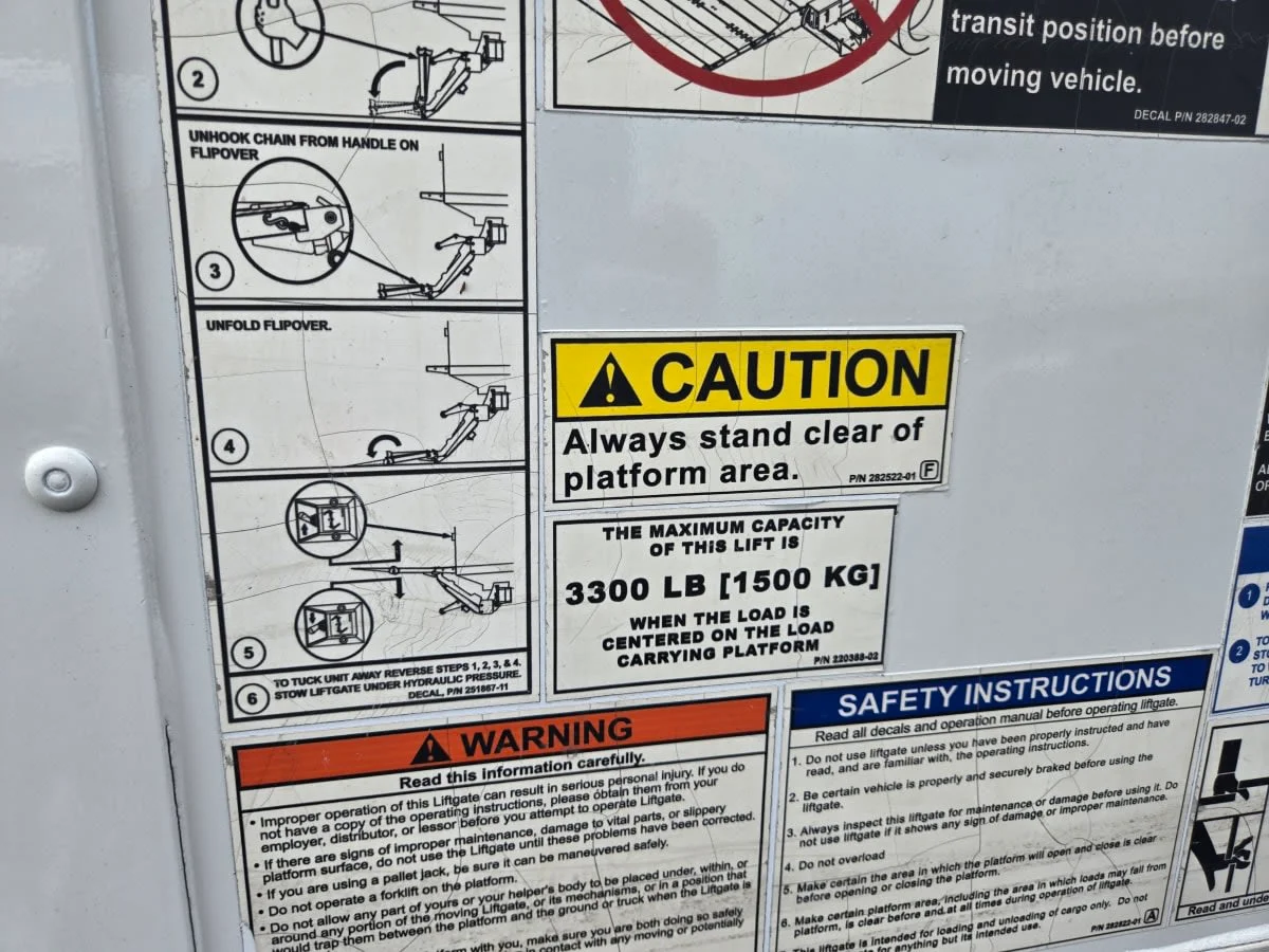 2019 Isuzu NQR - image 11