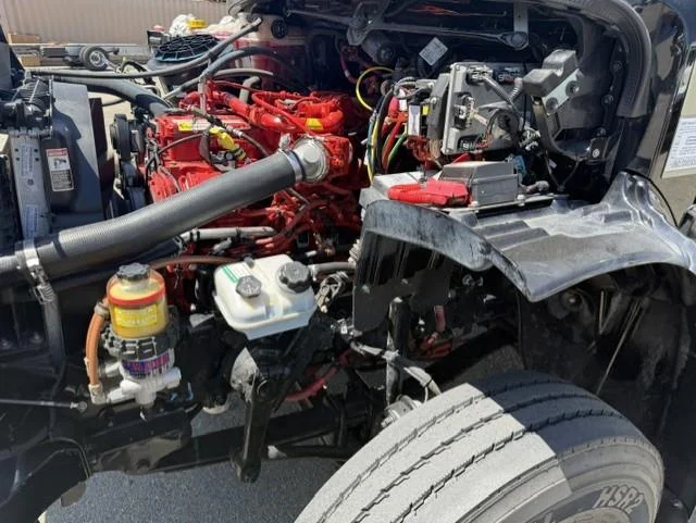 2022 Freightliner M2 106 — photo 14