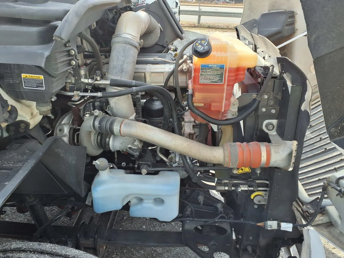 2019 International RH - image 15