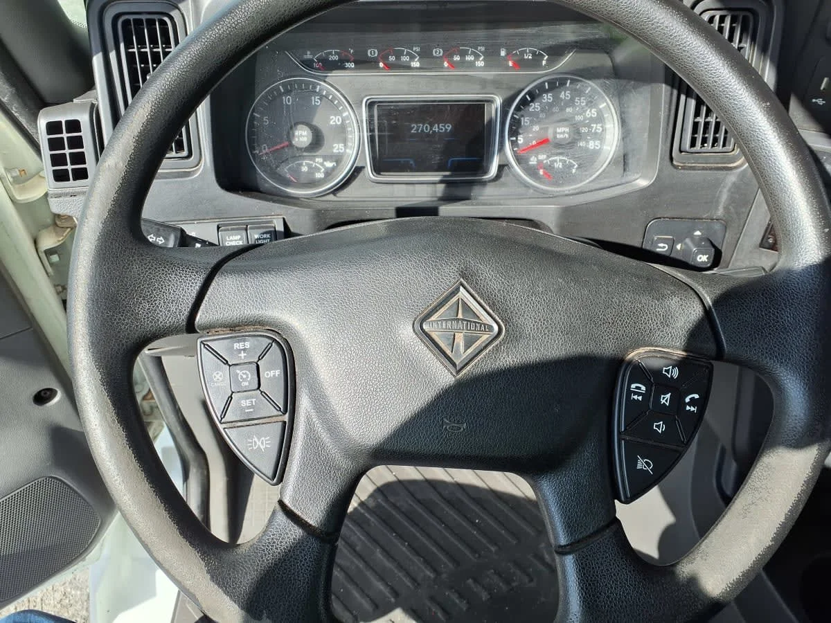 2019 International RH - image 10