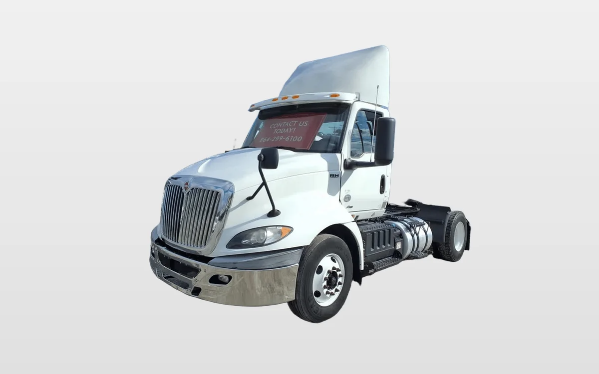 2019 International - image 1