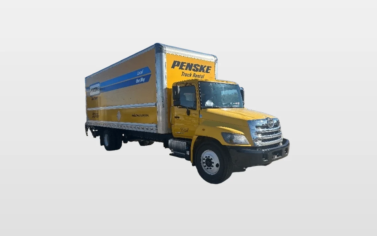 2020 Hino 338 - image 1