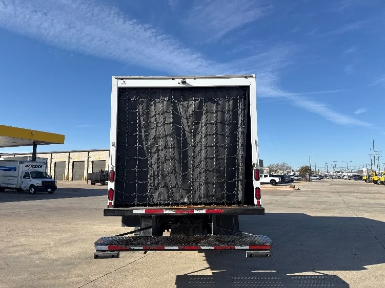 2021 Isuzu NRR - image 7