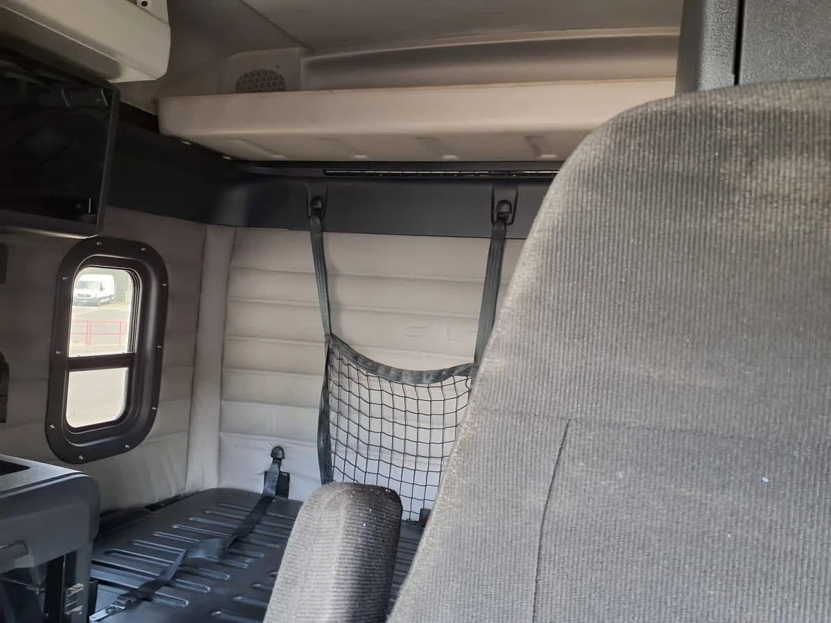 2020 Freightliner Cascadia in Knoxville, TN — photo 8