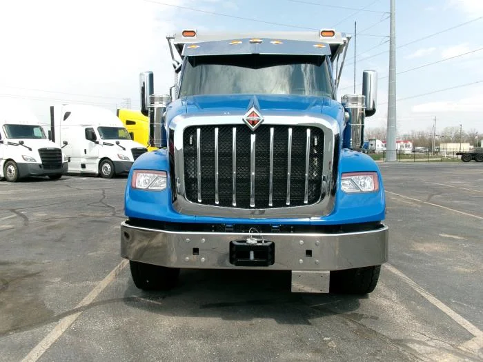 2026 International HX - image 3