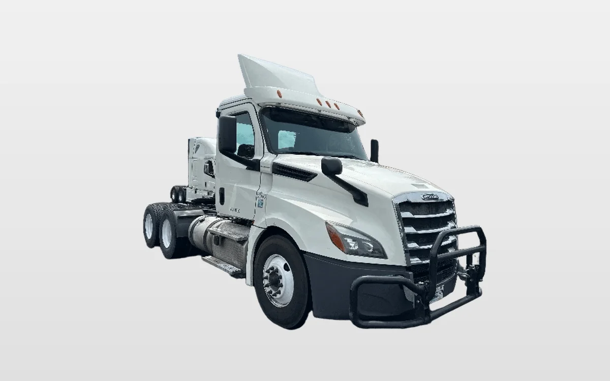 2019 Freightliner - image 1