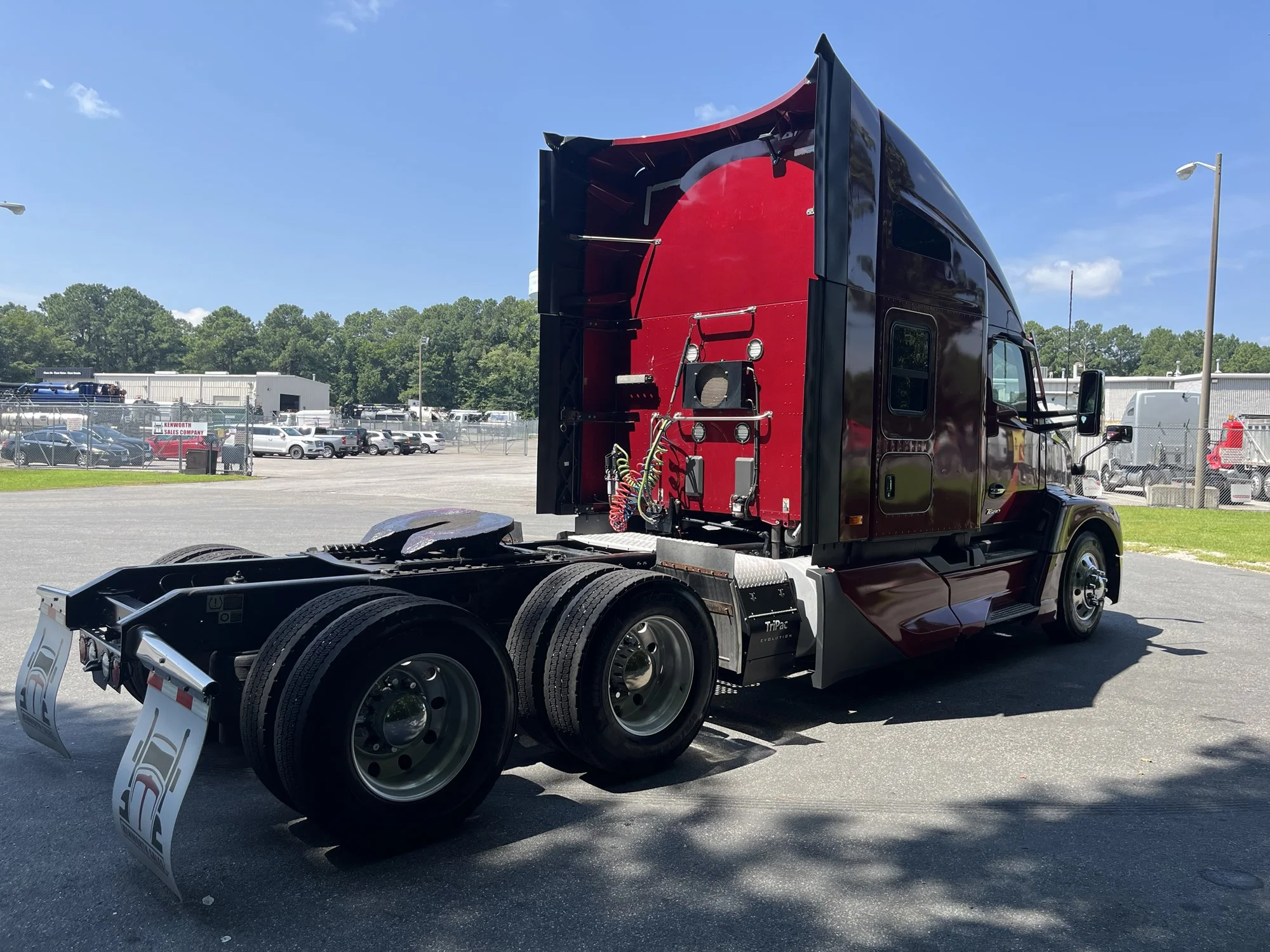 2023 Kenworth in Richmond, VA — photo 4