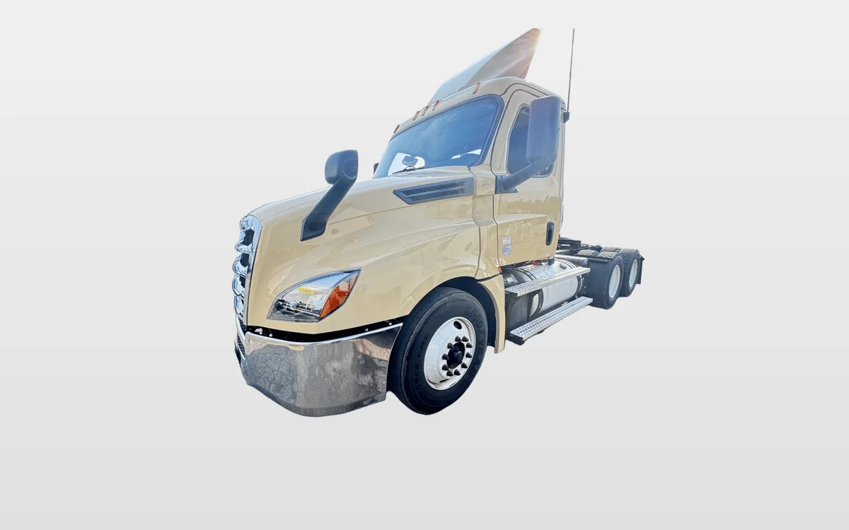 2020 Freightliner - image 1